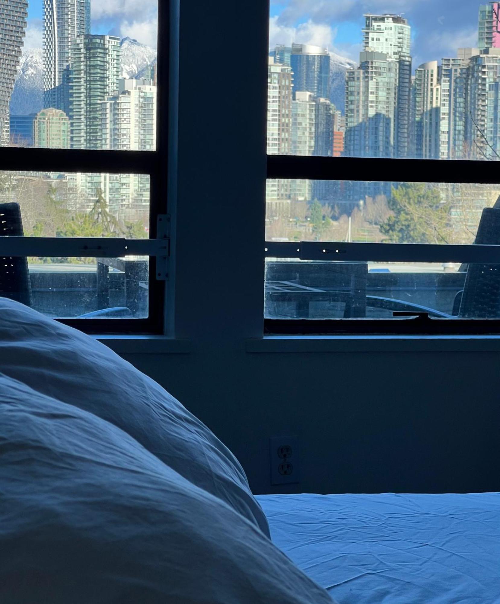 Charming Heritage Home With Mountain And City Views Vancouver Bagian luar foto